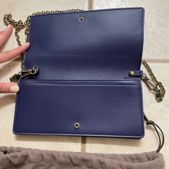 Bottega Veneta Intrecciato Wallet on Chain - Picture 4 of 4